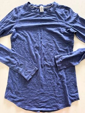 Ivivva Long-Sleeve Crewneck Shirt in  Purple